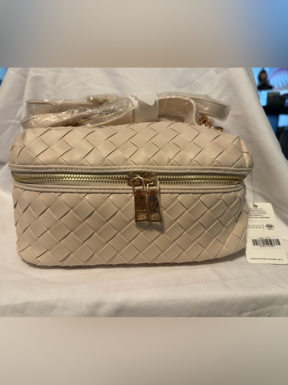 Urban Expressions Woven Crossbody Bag in Cream with Gold Hardware